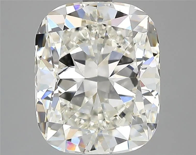 4.03ct Cushion modified Lab Grown Diamond (Colour G, Clarity VVS2, IGI Certified)