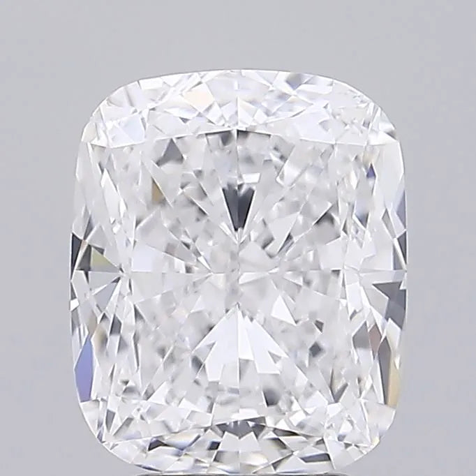 3.44ct Cushion modified Lab Grown Diamond (Colour D, Clarity VVS2, IGI Certified)