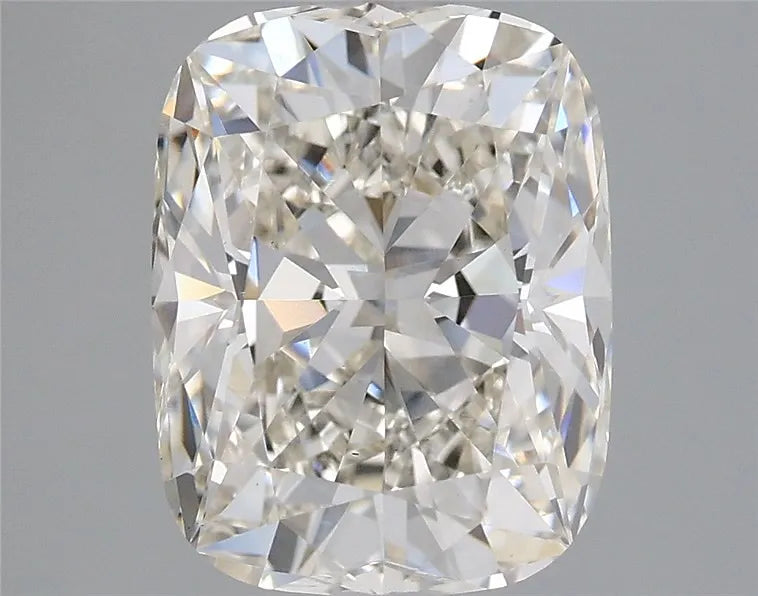 3.04ct Cushion brilliant Lab Grown Diamond (Colour I, Clarity VS1, IGI Certified)