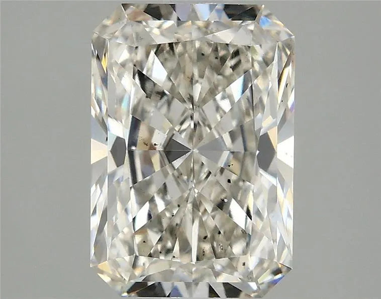2.05ct Radiant Lab Grown Diamond (Colour H, Clarity VS2, IGI Certified)