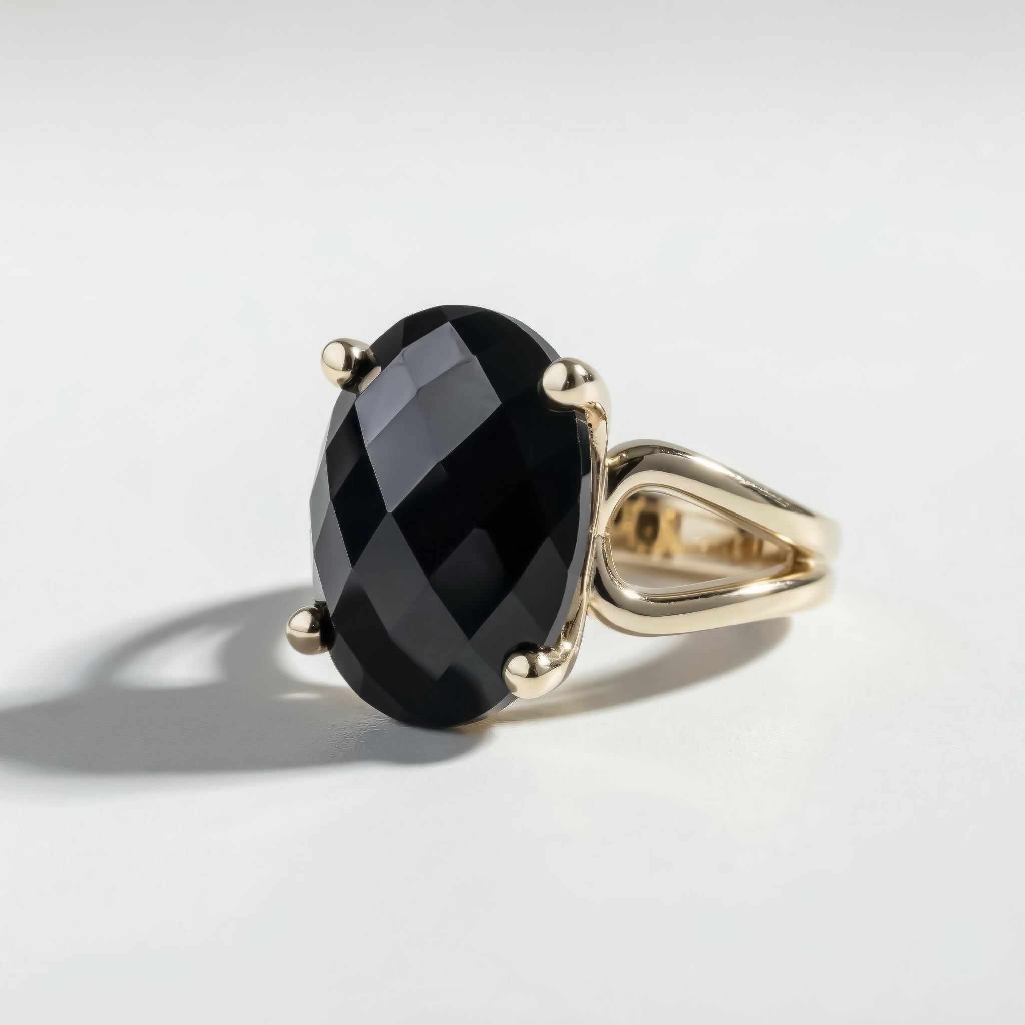 Black Aura ring by Atelier RMR Montreal