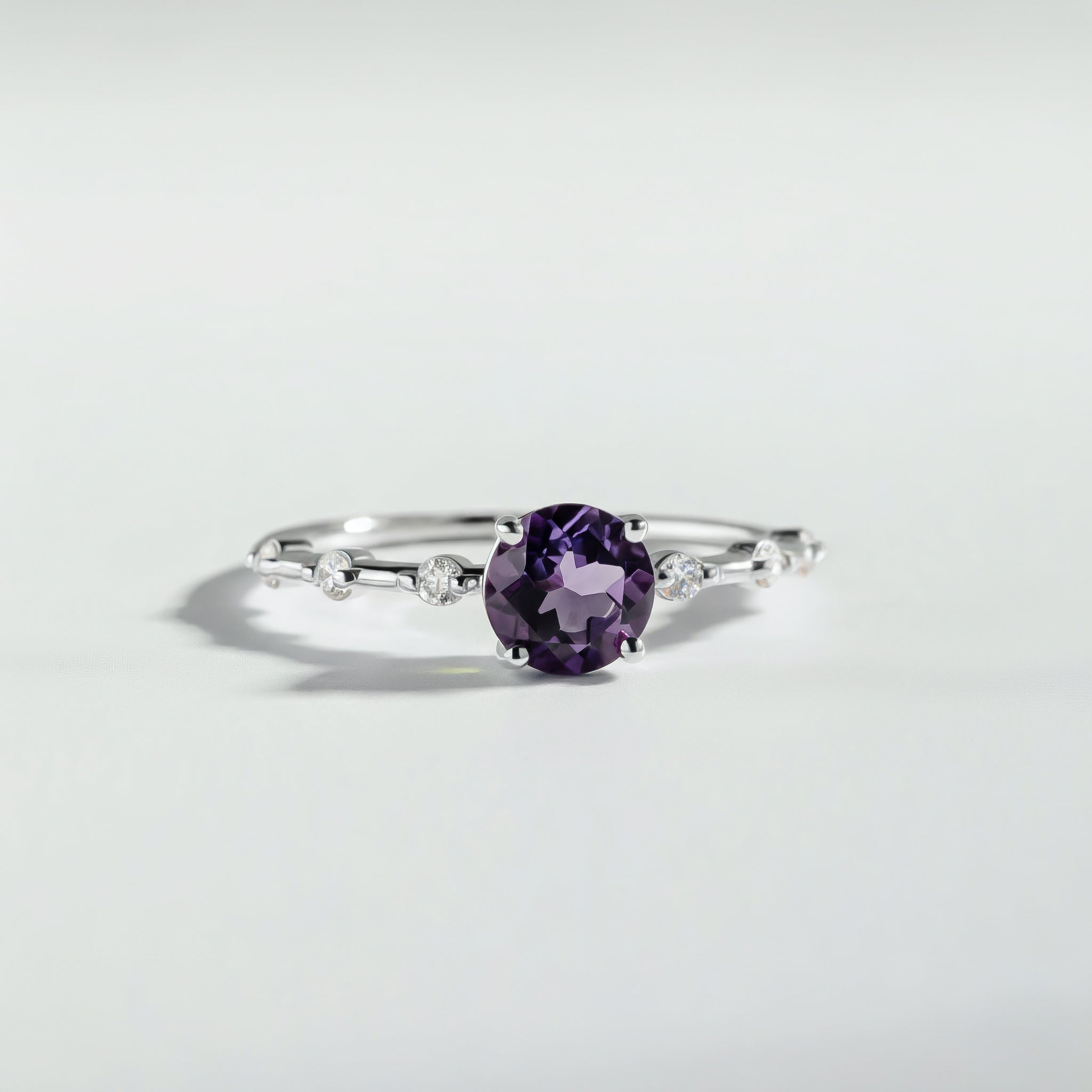 Sky on the rocks ring by Atelier RMR Montreal