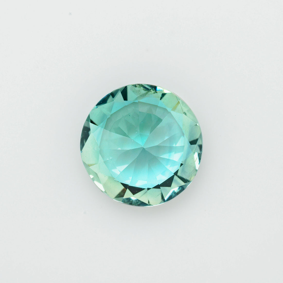 Turquoise Sapphire gemstone by Atelier RMR Montreal
