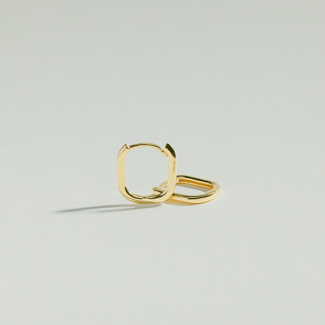 Magnet earrings by Atelier RMR Montreal