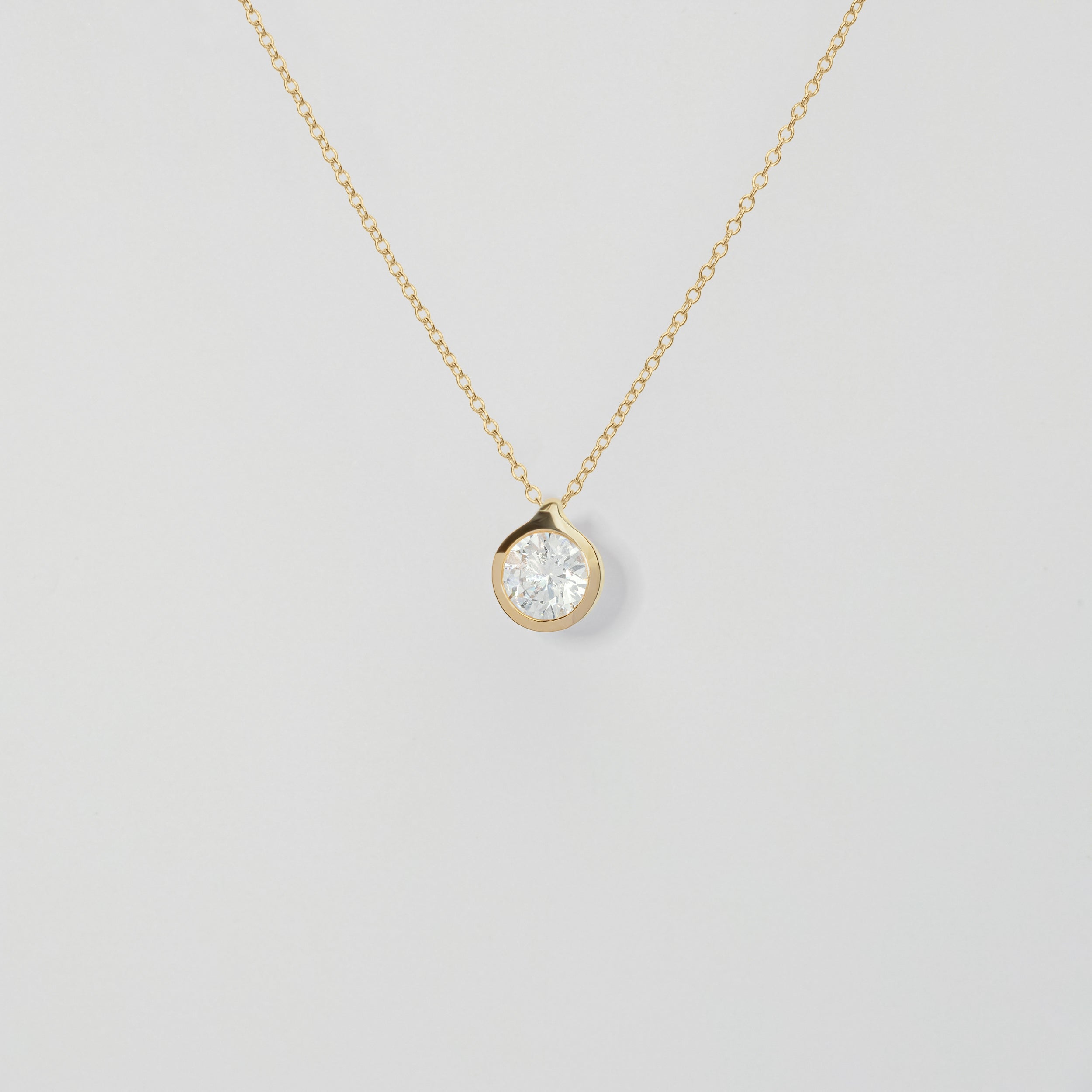 Miroir Miroir pendant by Atelier RMR Montreal