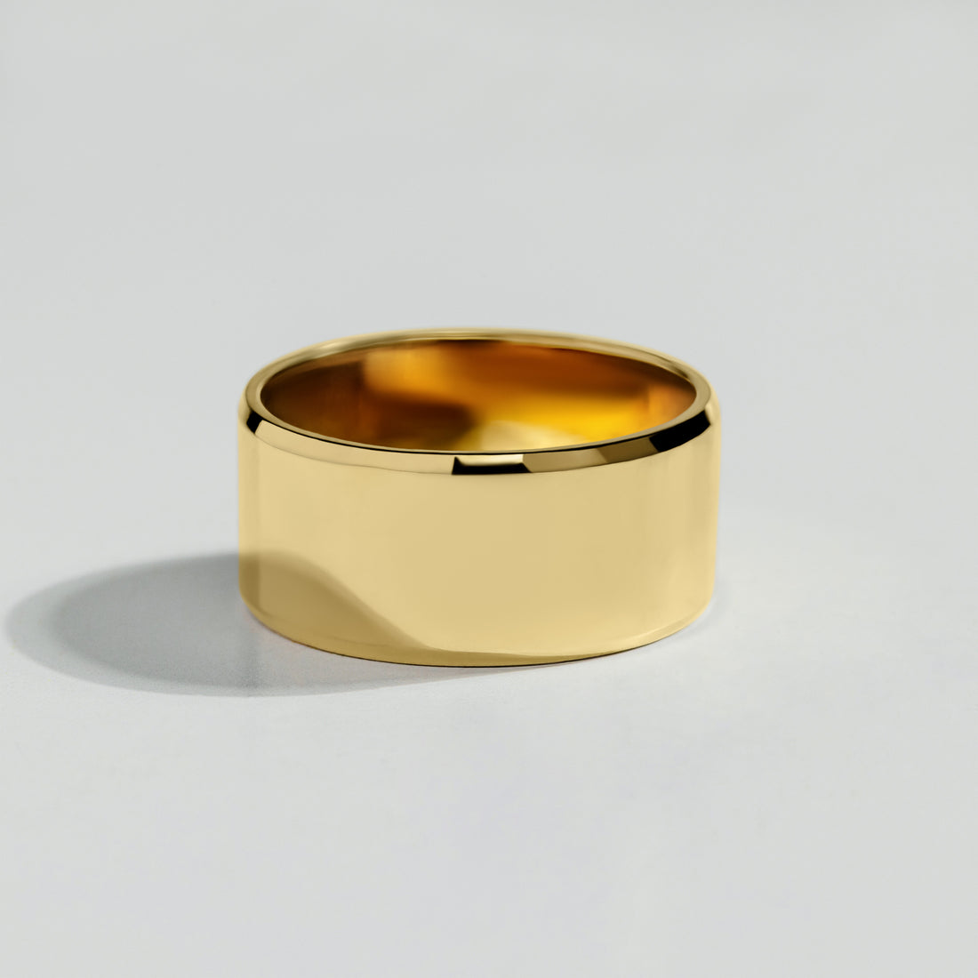 The Gardian wedding band by Atelier RMR Montreal