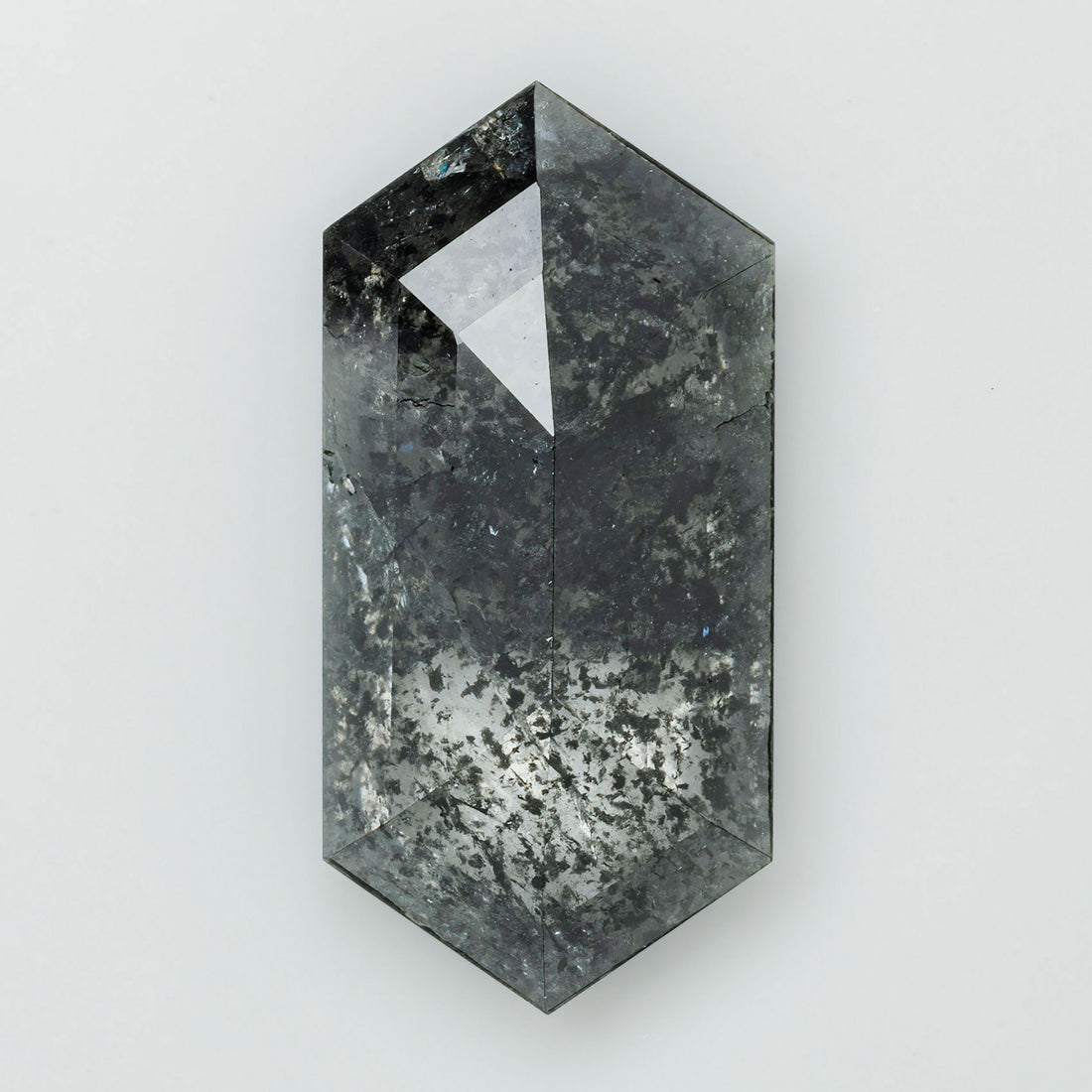 Salt and Pepper Diamond | Atelier RMR Montreal | Gemstone