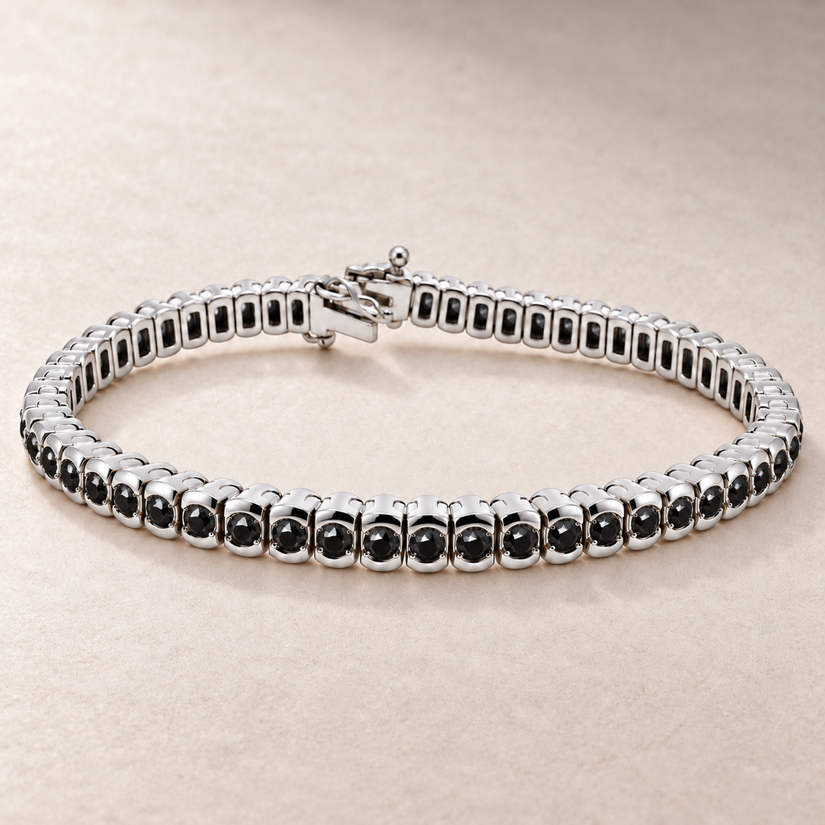 Bracelet tennis en or et diamants — TN23 — vue détaillée 4
