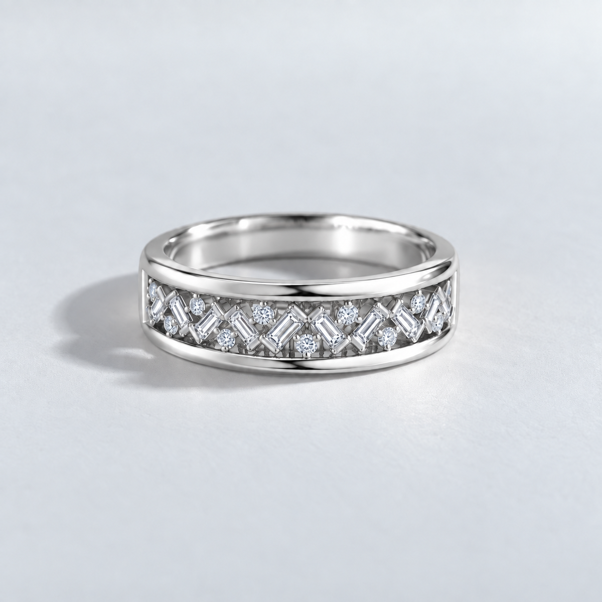 Bague à diamants baguettes et ronds en or blanc
