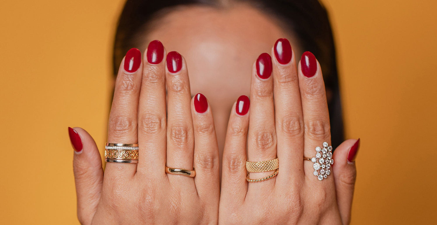 Bijoux sur mesure Atelier RMR portés à Montréal