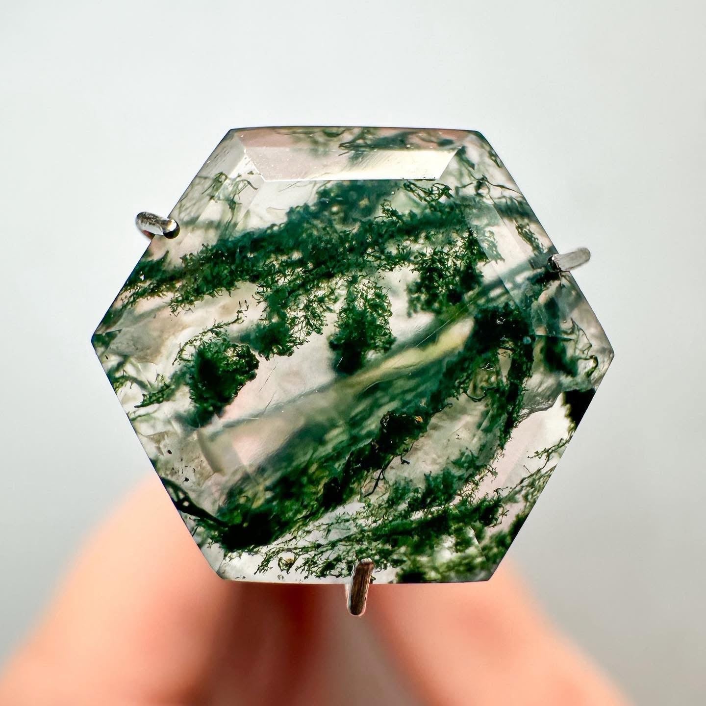 Hexagonal moss agate gemstone with natural green inclusions for Atelier RMR moss agate guide