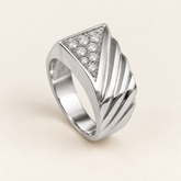 R 1015 — diamants blancs, entièrement en or blanc