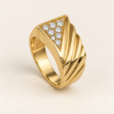R 1015 — diamants blancs, entièrement en or jaune