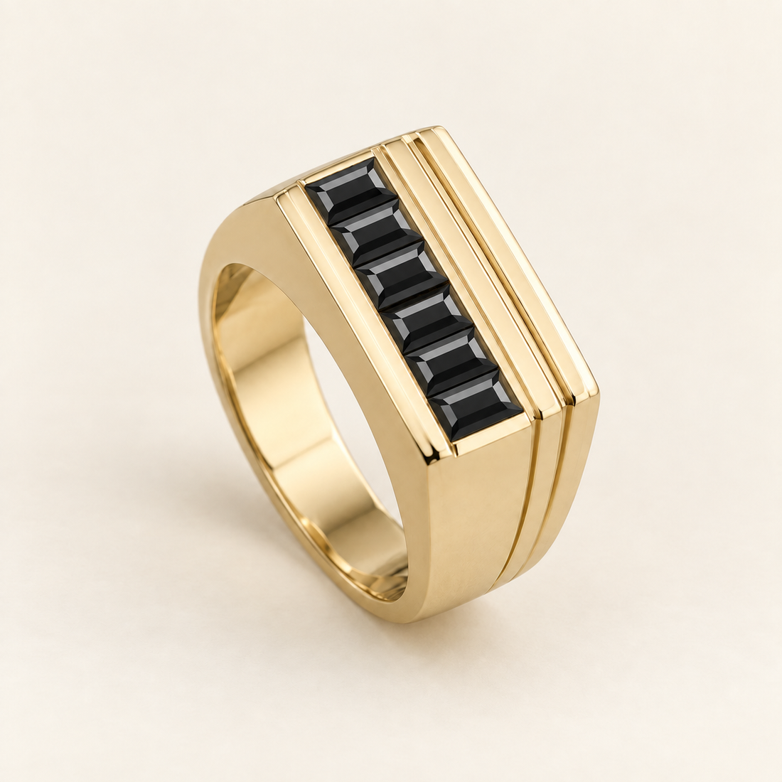 R 1183 — diamants noirs traités, entièrement en or jaune
