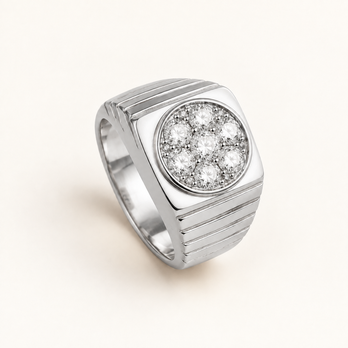 R 334 — white diamonds, blanc gold