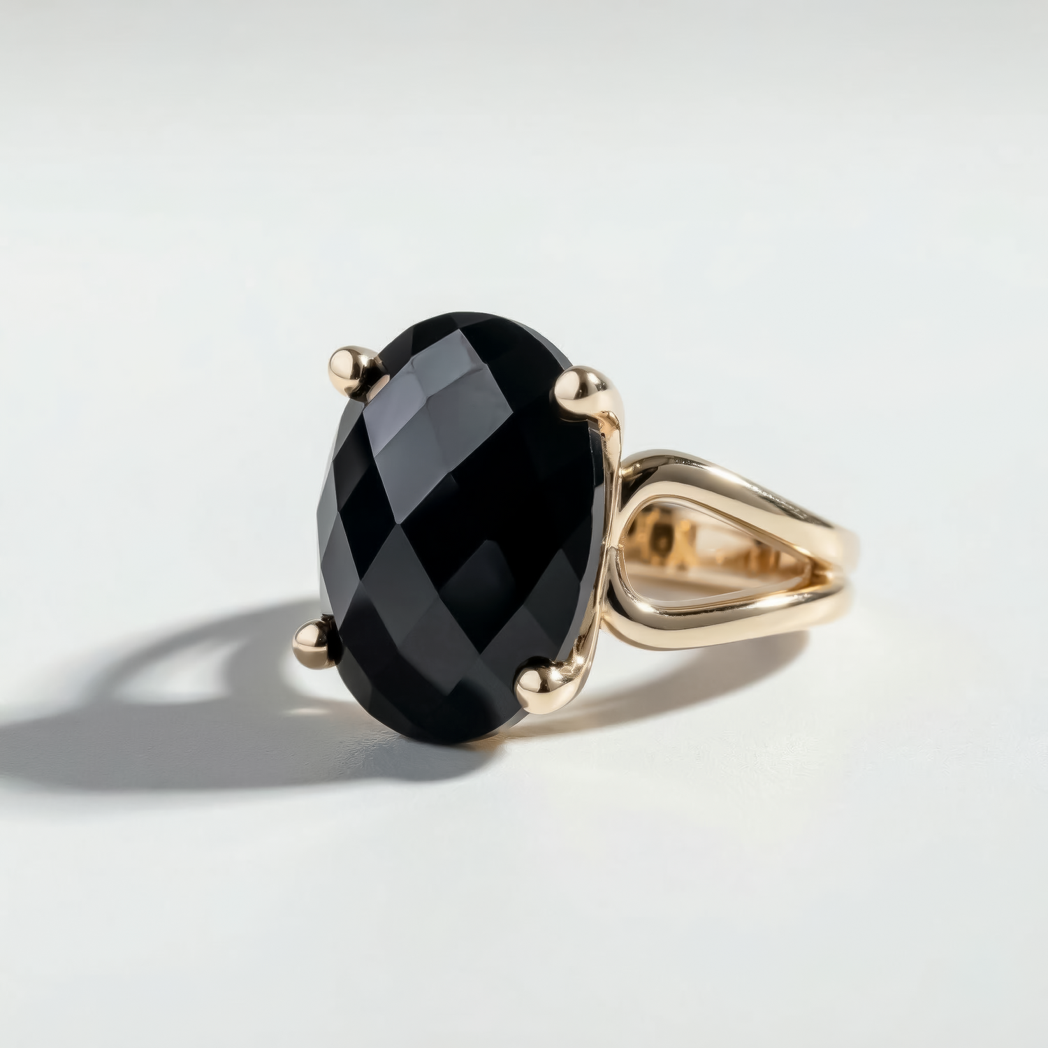 Black Aura ring by Atelier RMR Montreal