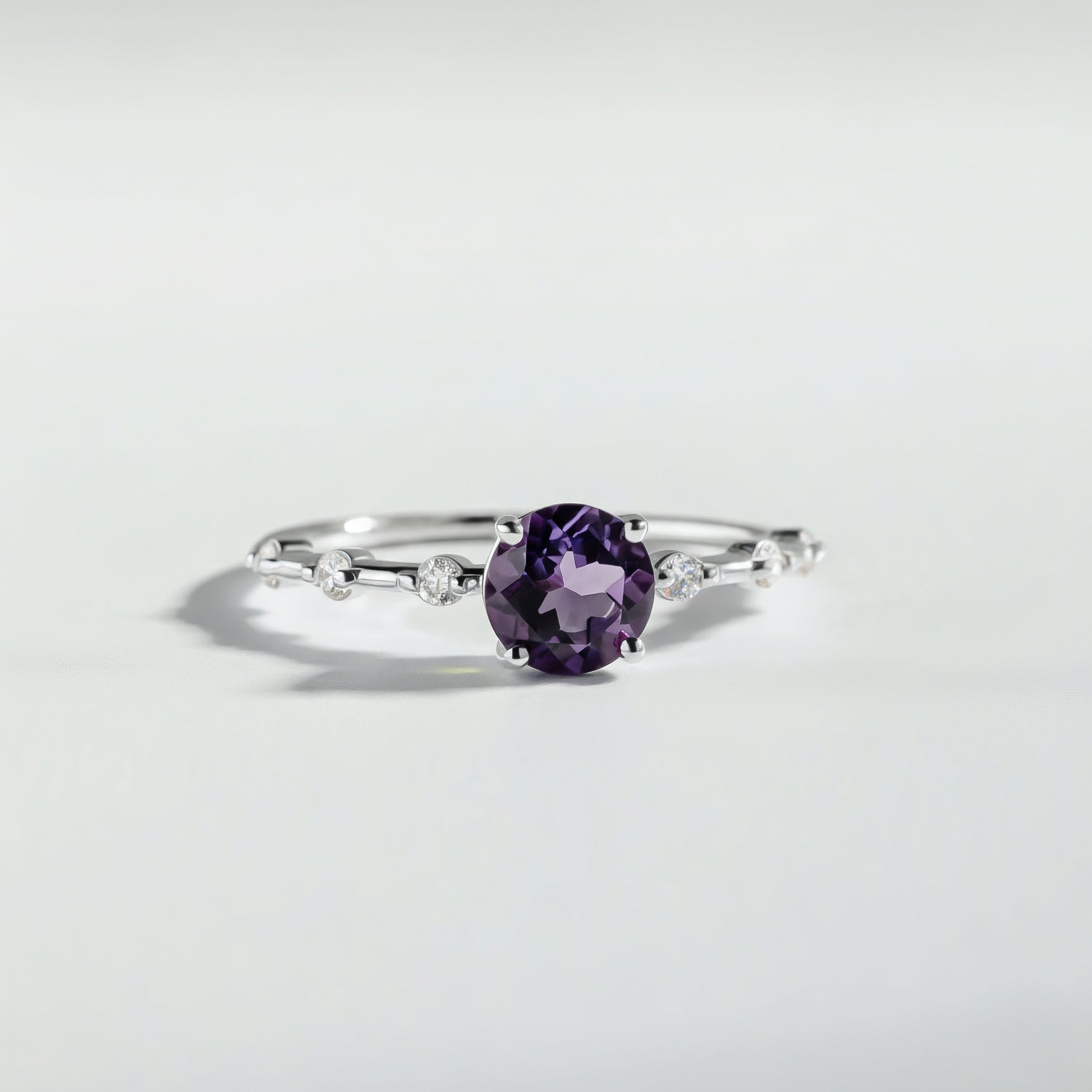 Sky on the rocks ring by Atelier RMR Montreal