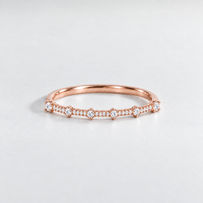 R4101 rose gold ring with 26 diamonds