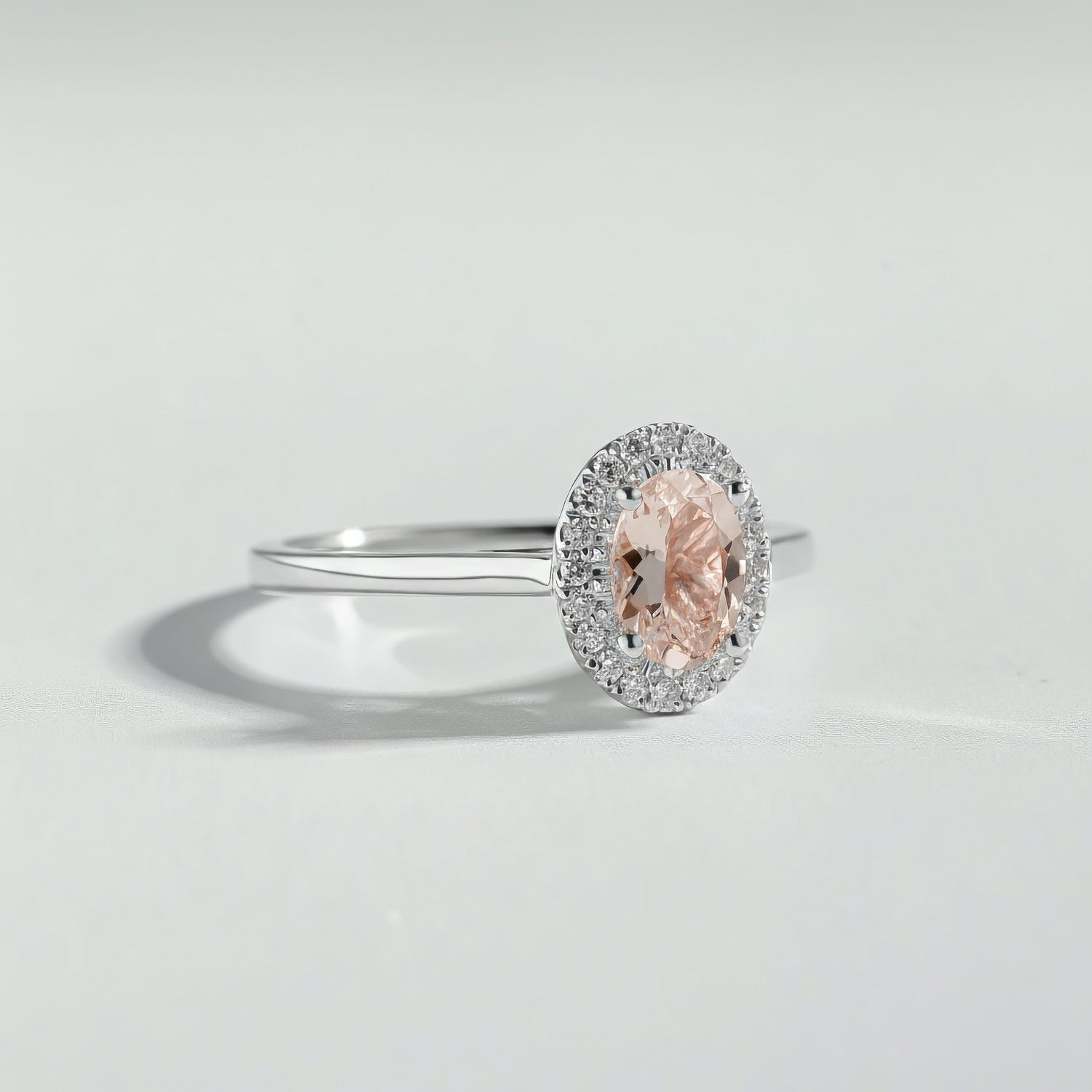 Peachy ring by Atelier RMR Montreal