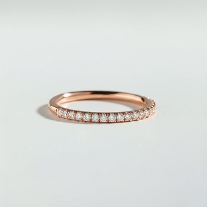 Bague avec diamant pavé