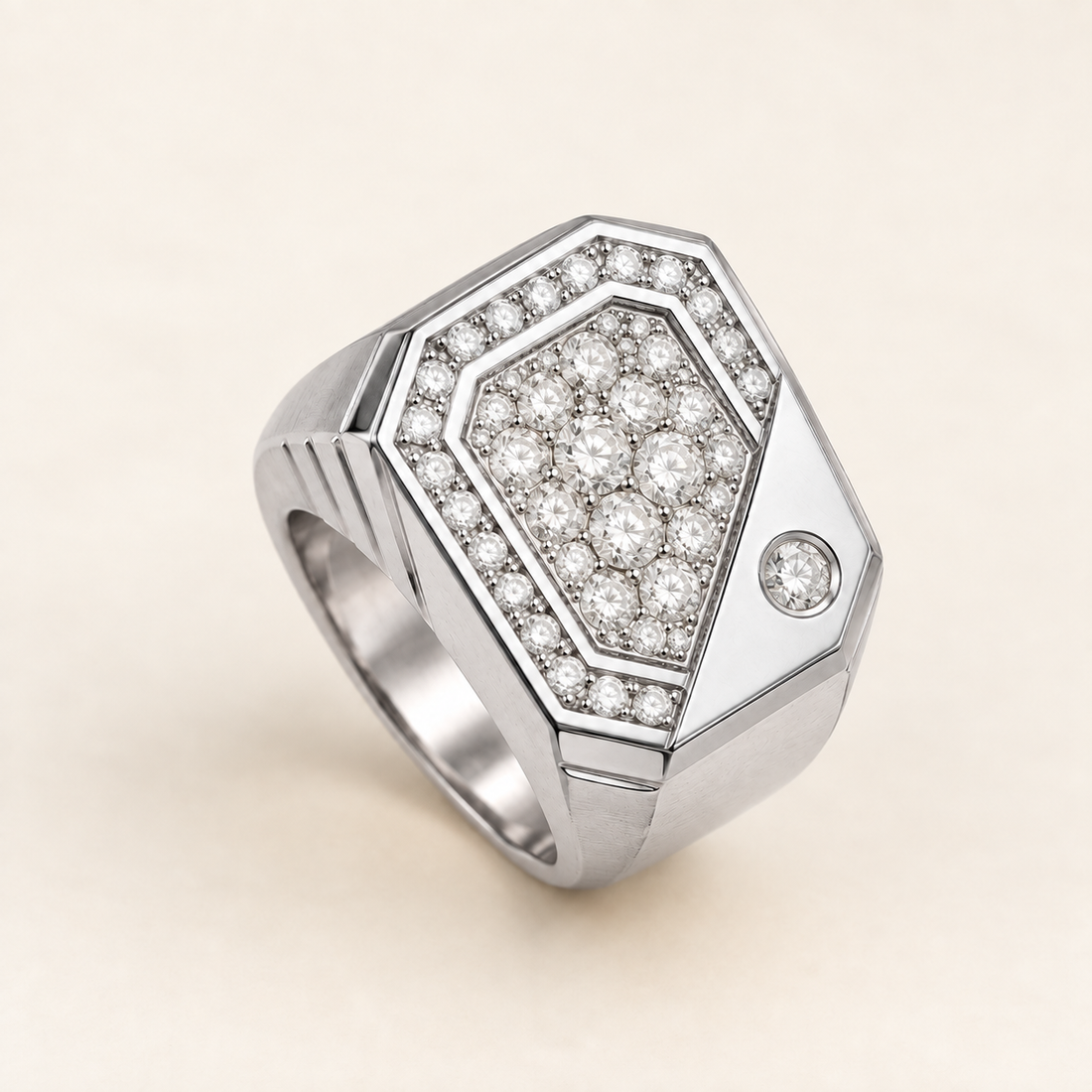 R 652 — white diamonds, blanc gold