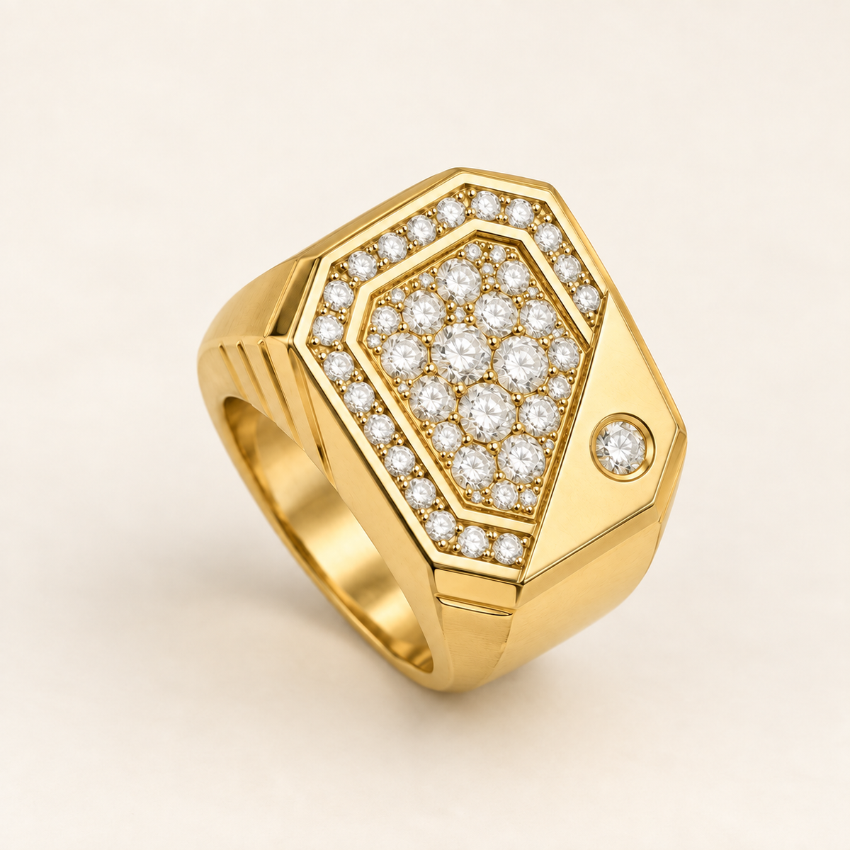R 652 — white diamonds, jaune gold
