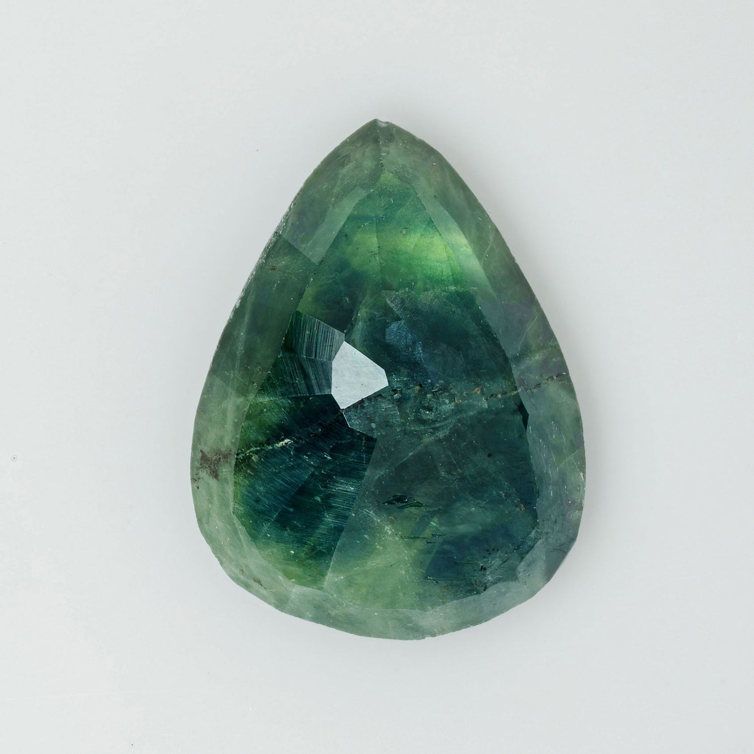 Teal-Green Sapphire | Atelier RMR Montreal | Gemstone