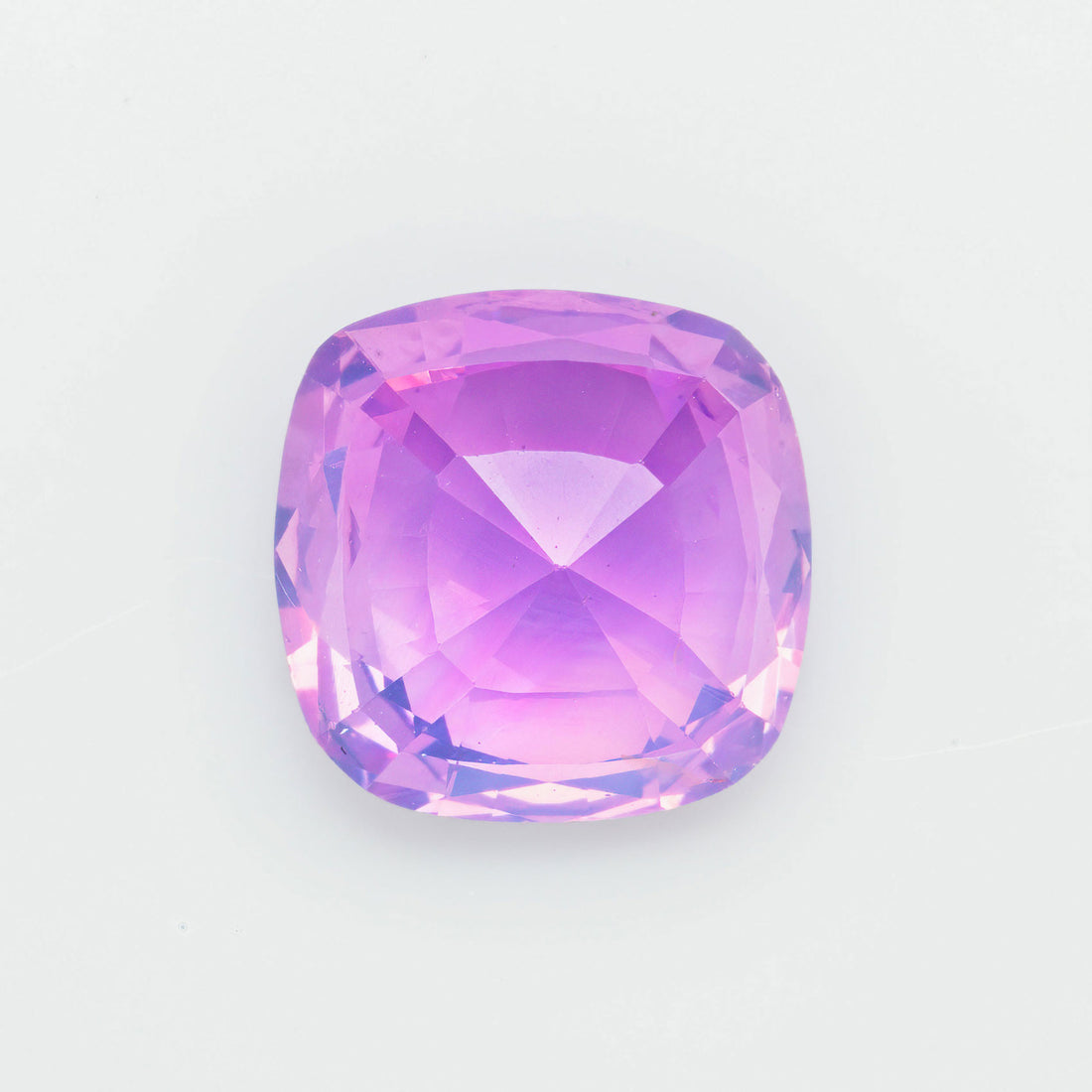 Soft Pink Sapphire | Atelier RMR Montreal | Gemstone