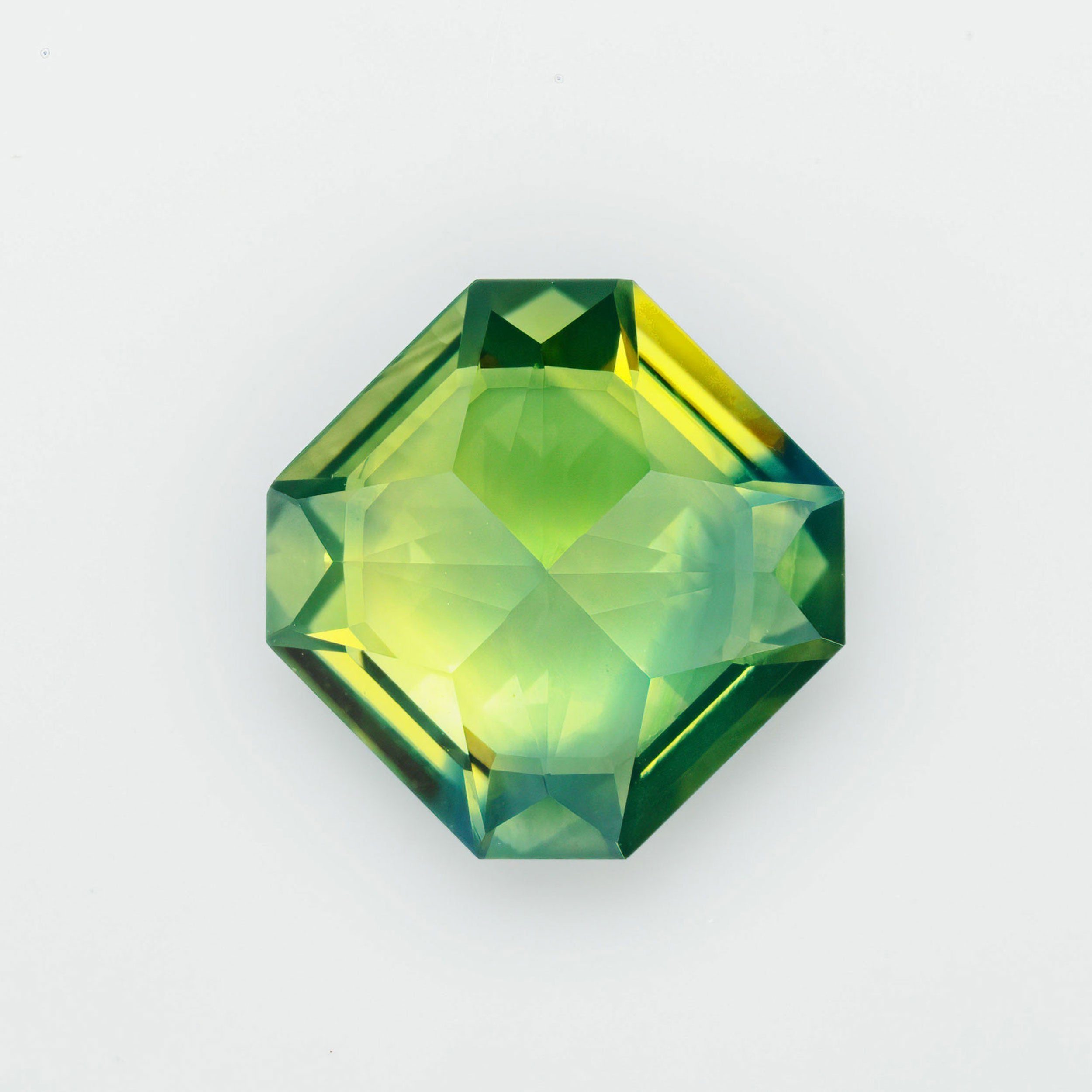 Green Sapphire | Atelier RMR Montreal | Gemstone