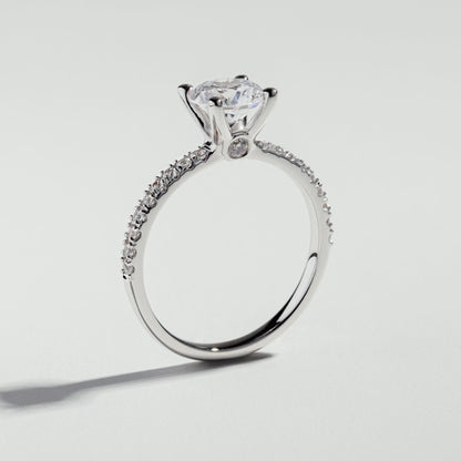 The Round Cut Diamond Solitaire and Pavé Ring