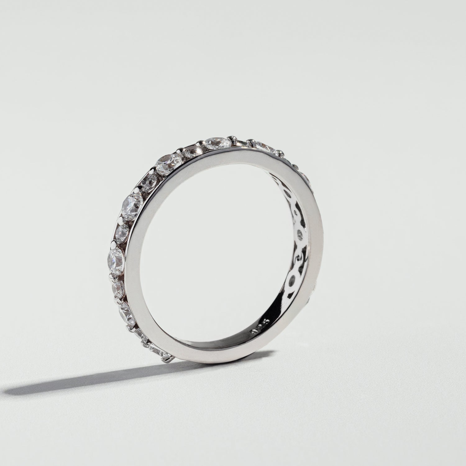 The Shared-Prongs Alternate Diamond Pavé Ring