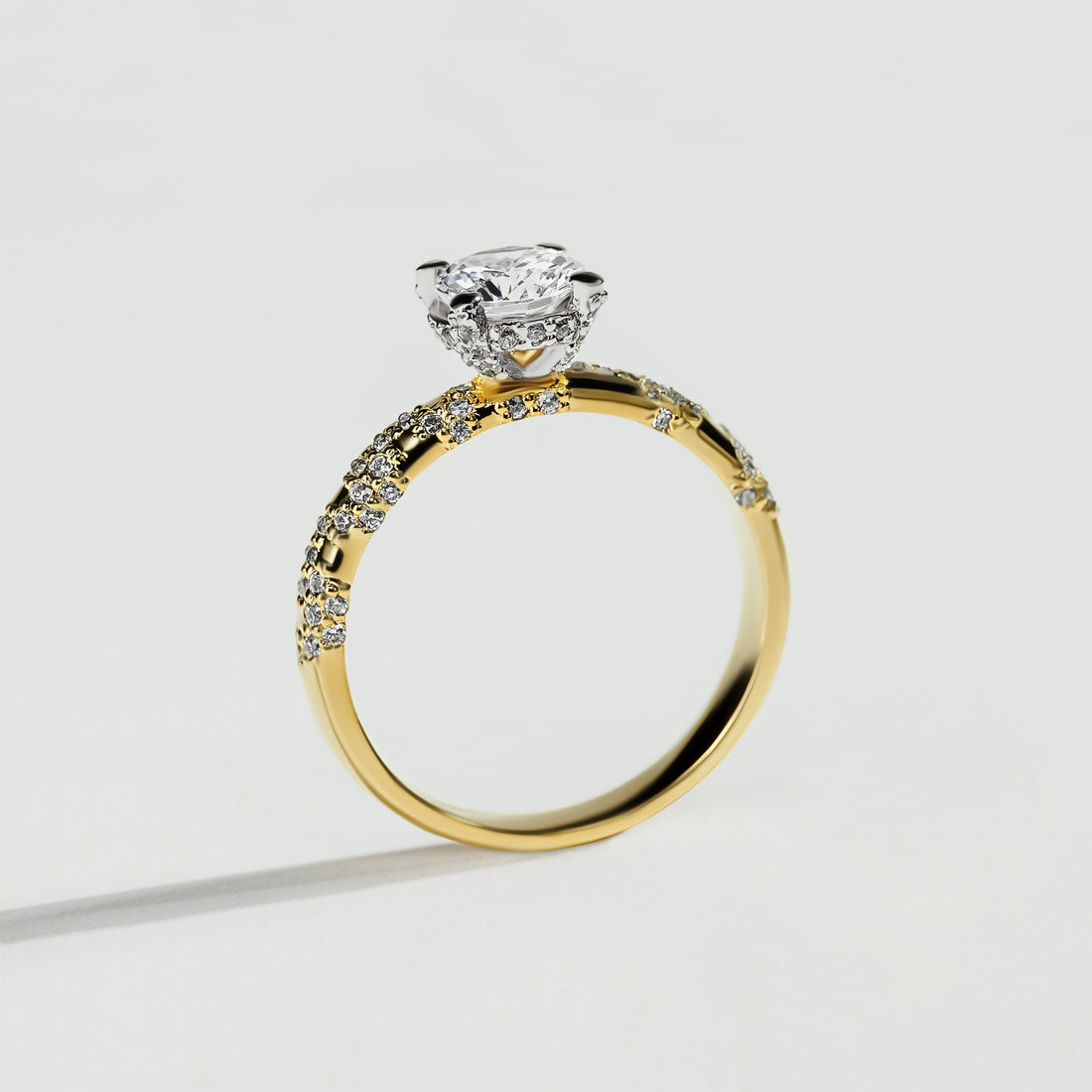 The 1 Carat Round Cut Diamond Ring