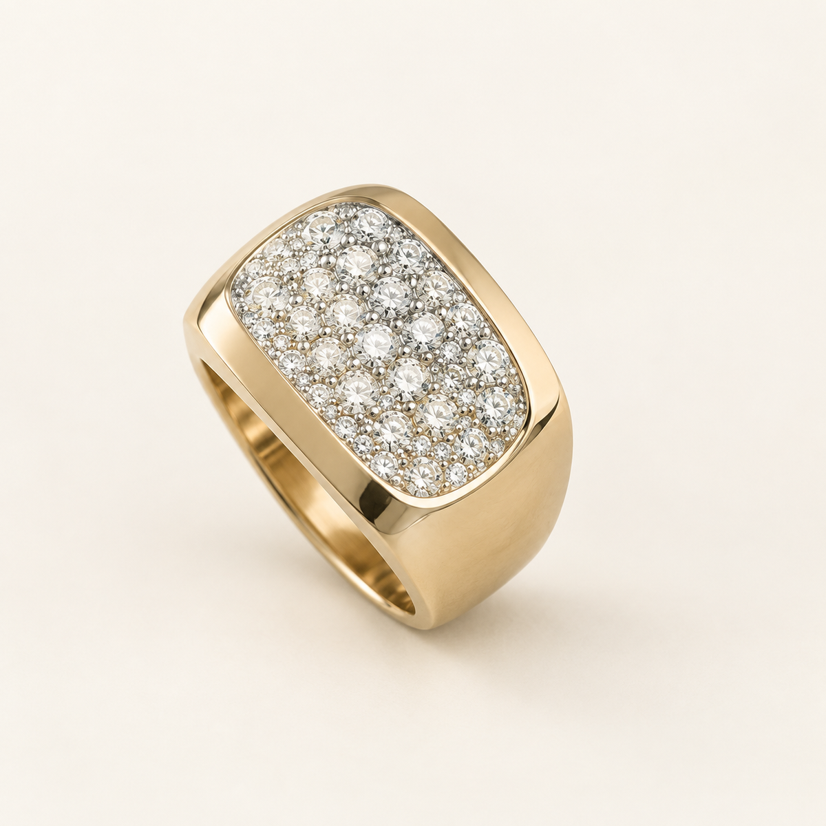 R 268 men’s gold and diamond ring
