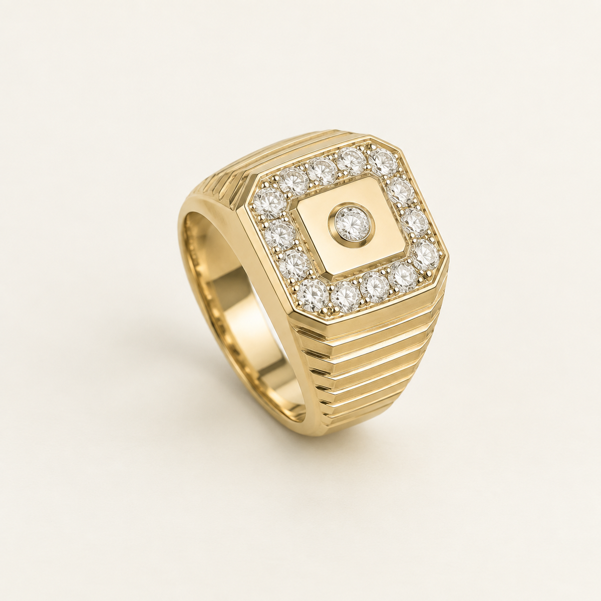 R 75 men’s gold and diamond ring