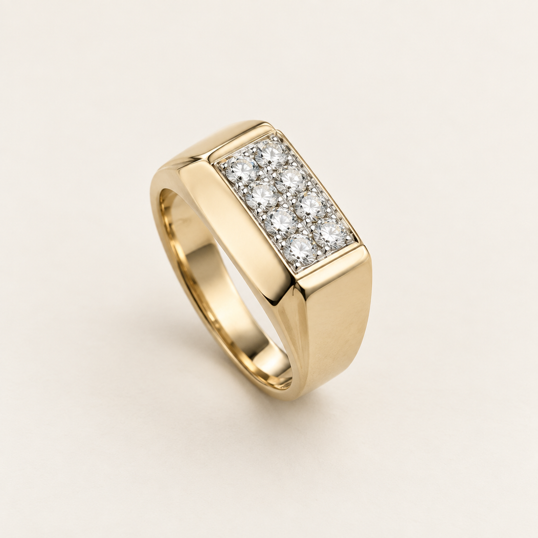 R 846 men’s gold and diamond ring