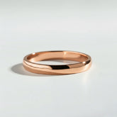 The Sizzle wedding band by Atelier RMR Montreal