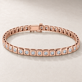 Bracelet TN03 en or rose, diamants clairs, fond pierre greige — TN03 rose gold bracelet with clear diamonds on greige stone.