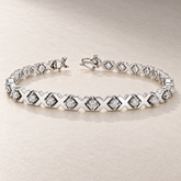 TN21 — Or blanc / White gold — Diamants clairs / Clear diamonds