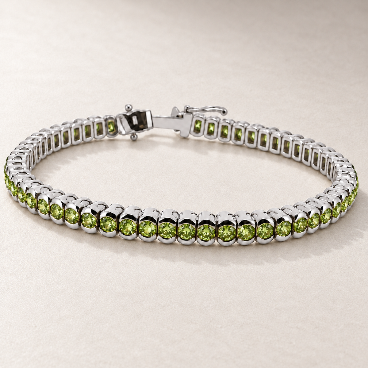 Bracelet tennis en or et péridots — TN26P — vue détaillée 2