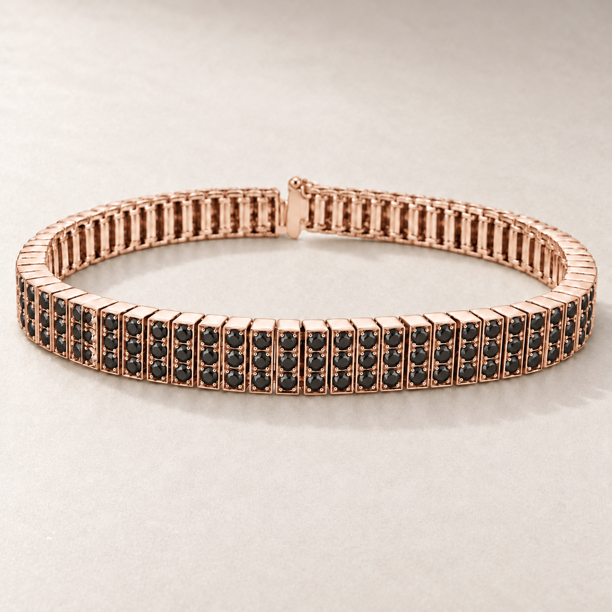 TN34 — Or rose / Rose gold — Diamants noirs / Black diamonds — rendu illustratif / illustrative rendering