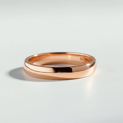 The Royal wedding band by Atelier RMR Montreal