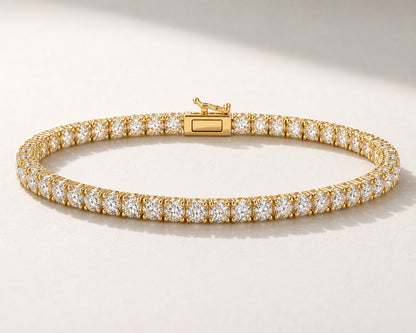 Bracelet tennis en or jaune 14K avec diamants et fermoir boite rectangulaire